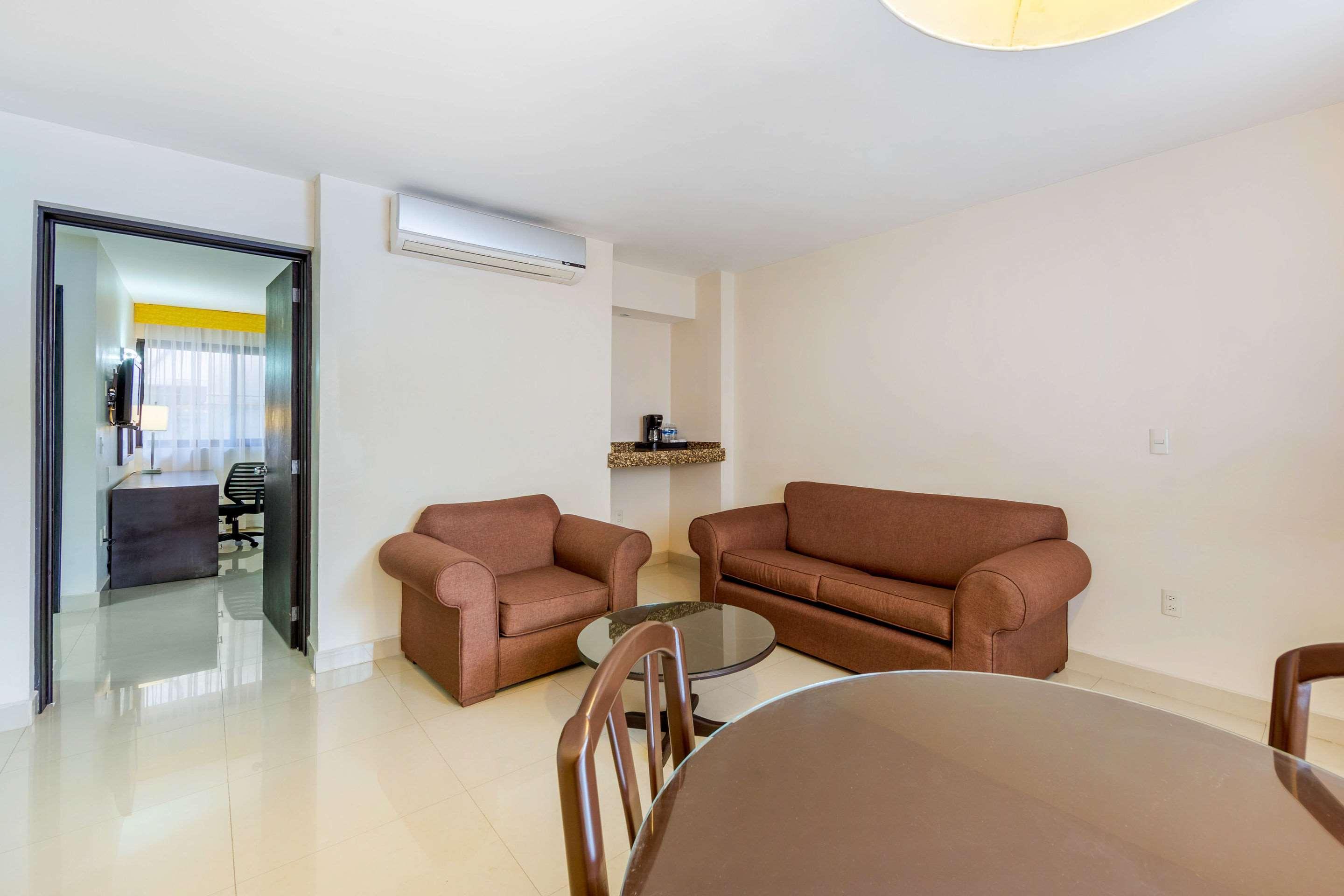 Quality Inn Tuxtla Gutierrez Exterior photo